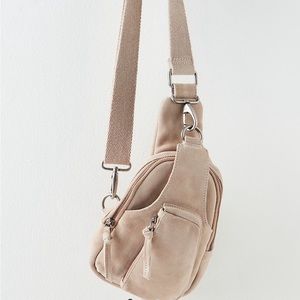 ✨NEW!✨Free People Hudson Sling